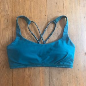 Lululemon sports bra